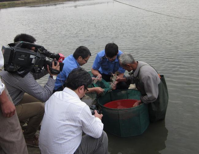 安徽省合肥市渔政站开展水产养殖投入品执法检查